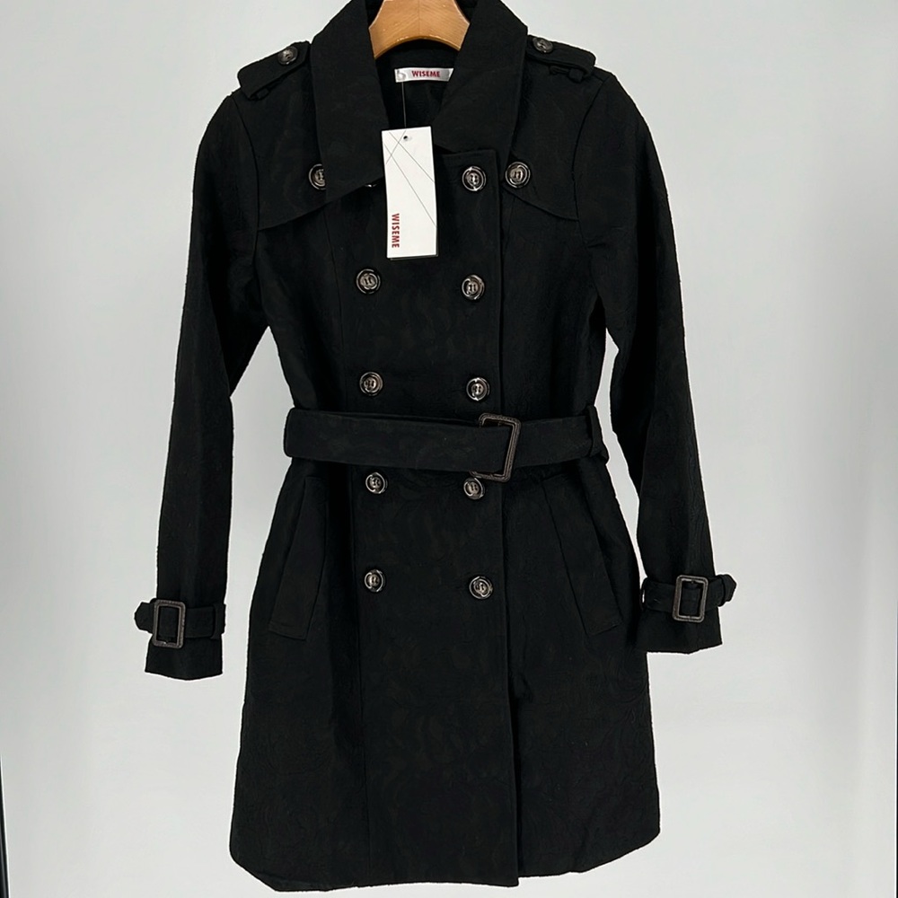 WISEME BLACK LACE COAT‎
